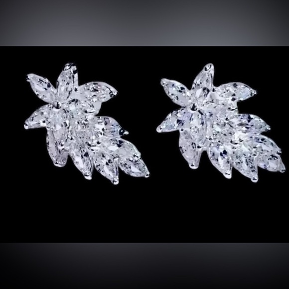 2 CT Marquis Cut Moissanite StudEarrings Lab-Created in 14k WhiteGold Plated - Picture 2 of 3